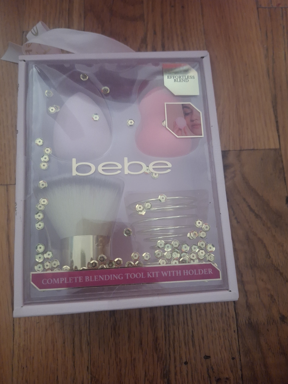 bebe White Ribbon Gift Box with Pink Tag